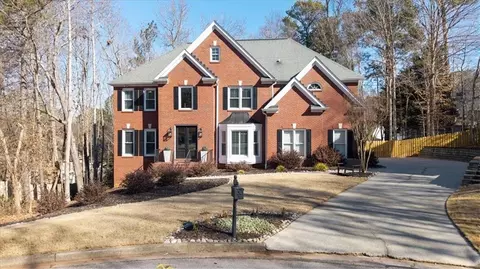 1889 Point River Dr, Duluth, GA 30097