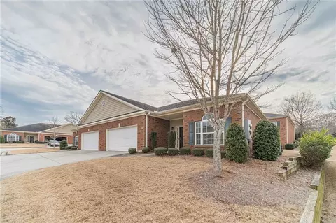 183 Senior Cir, Gainesville, GA 30501