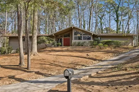 6375 River Overlook Dr NW, Atlanta, GA 30328