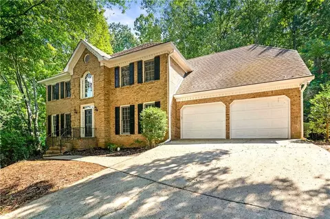 4397 Windsor Oaks Cir, Marietta, GA 30066