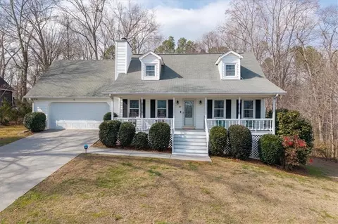 67 Saddle Field Cir NW, Cartersville, GA 30121