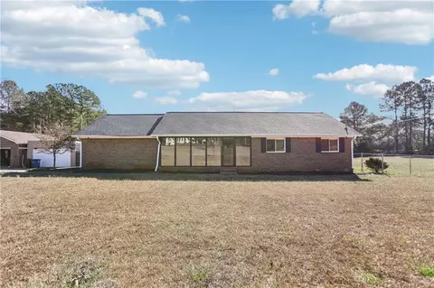 654 Conyers Rd, Mcdonough, GA 30252