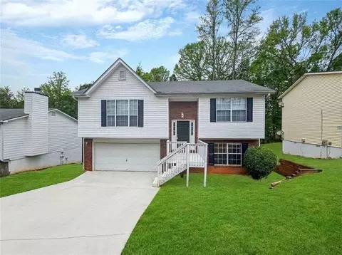 2276 Ramblewood Cir, Decatur, GA 30035