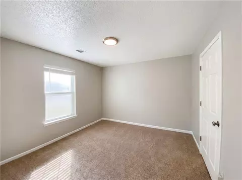 6773 Biscayne Blvd, Rex, GA 30273 photo 18