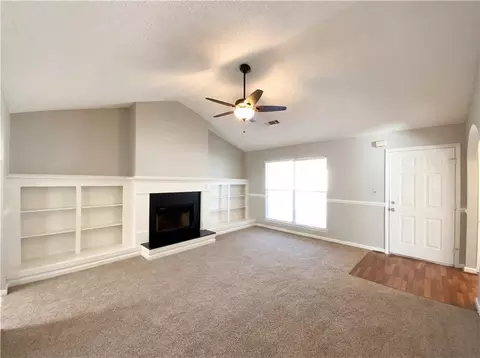 6773 Biscayne Blvd, Rex, GA 30273 photo 8
