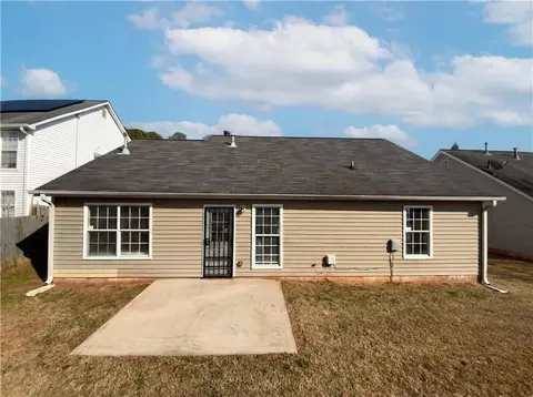 6773 Biscayne Blvd, Rex, GA 30273 photo 5