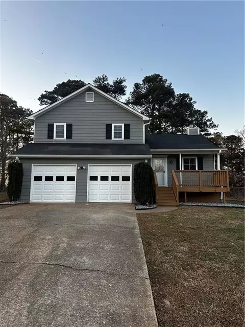 6160 Shoreland Cir, Buford, GA 30518