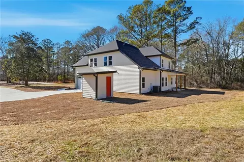 Exterior - 644 Hampton Rd, Hampton, GA 30228 photo 8 of 9