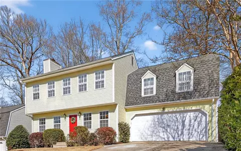 1198 Haven Brook Way NE, Atlanta, GA 30319