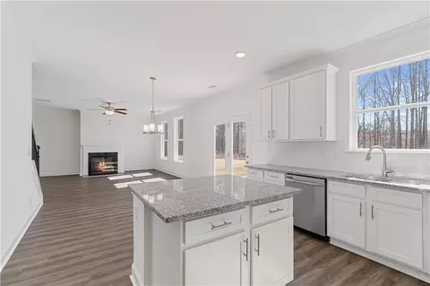 6103 Ruby Fls, Stonecrest, GA 30038 photo 3
