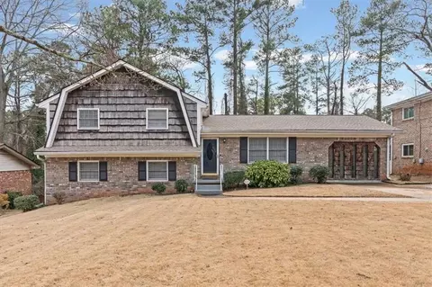 2611 Preston Dr, Decatur, GA 30034