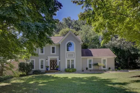 235 Saint Martins Dr SE, Mableton, GA 30126