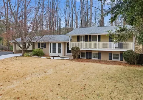 1590 Riderwood Ct, Decatur, GA 30033