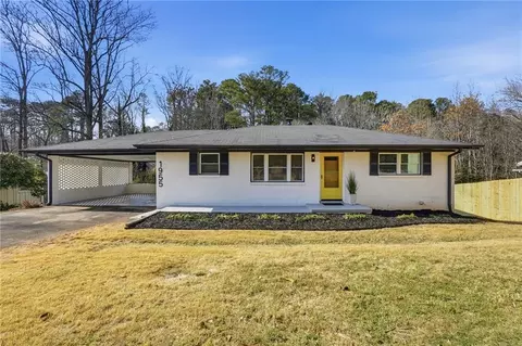 1955 E Lake Dr, Marietta, GA 30066
