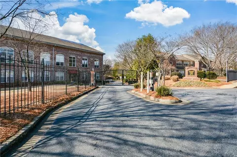 445 N Sessions St NW #1102, Marietta, GA 30060