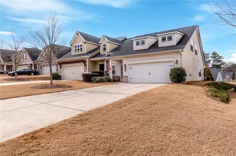 4525 Grenadine Cir, Acworth, GA 30101