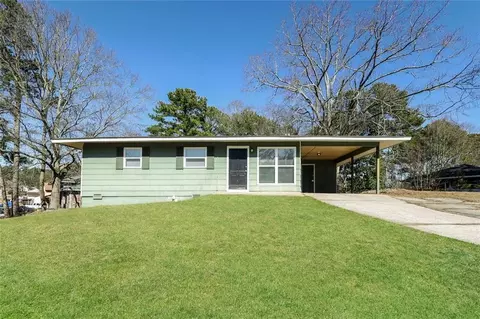 6626 Imperial Dr, Morrow, GA 30260