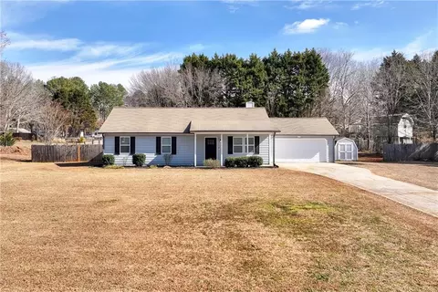 486 Glen Terrace Rd, Auburn, GA 30011