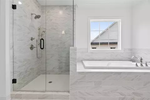 Bath - 216 Suwanee Ave, Suwanee, GA 30024 photo 11 of 12