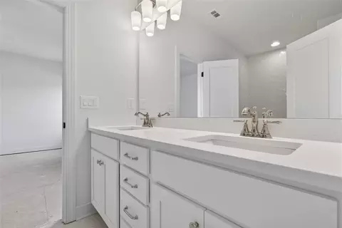 Bath - 216 Suwanee Ave, Suwanee, GA 30024 photo 8 of 12