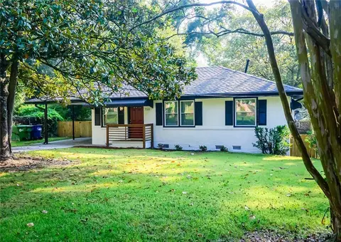 753 Commodore Dr, Atlanta, GA 30318