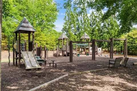 View/Area - 688 Crescent River Pass, Suwanee, GA 30024 photo 4 of 14