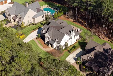 View/Area - 688 Crescent River Pass, Suwanee, GA 30024 photo 2 of 14
