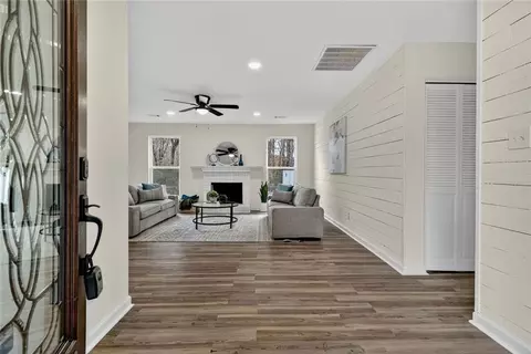 1188 Cottonwood Dr NE, Lawrenceville, GA 30043