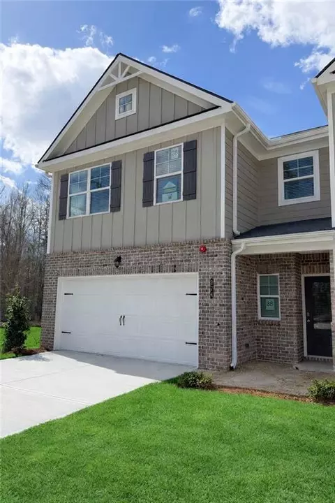 374 Lanier Cir, Woodstock, GA 30189