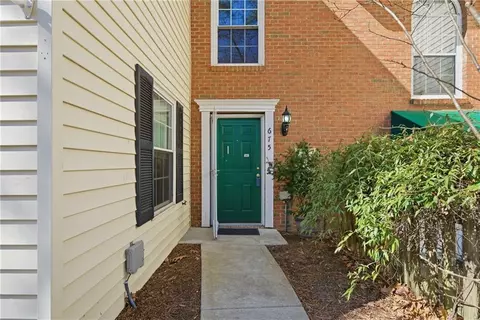675 Coventry Township Ln, Marietta, GA 30062