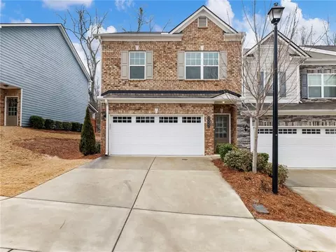2333 Buford Town Dr, Buford, GA 30518