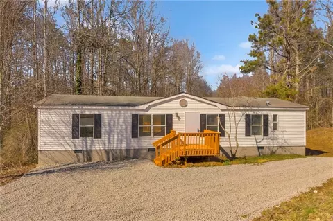 446 Flat Creek Dr, Dawsonville, GA 30534