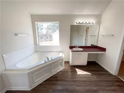 Bath - 160 Jericho Dr, Covington, GA 30016 photo 2 of 3