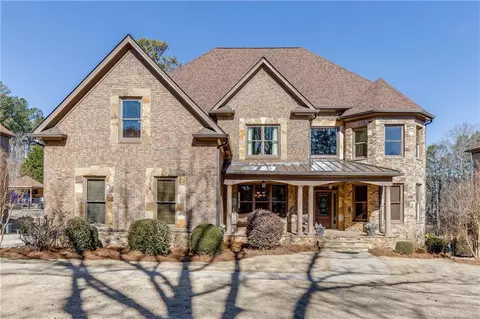 704 Old Cumming Rd, Sugar Hill, GA 30518