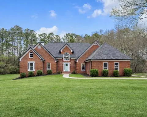 165 Heath Way, Fayetteville, GA 30214