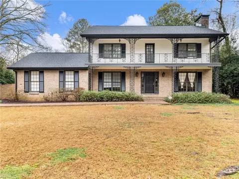 955 Landmark Dr, Atlanta, GA 30342