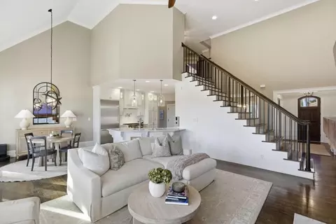 Living - Undisclosed, Braselton, GA 30517 photo 3 of 4