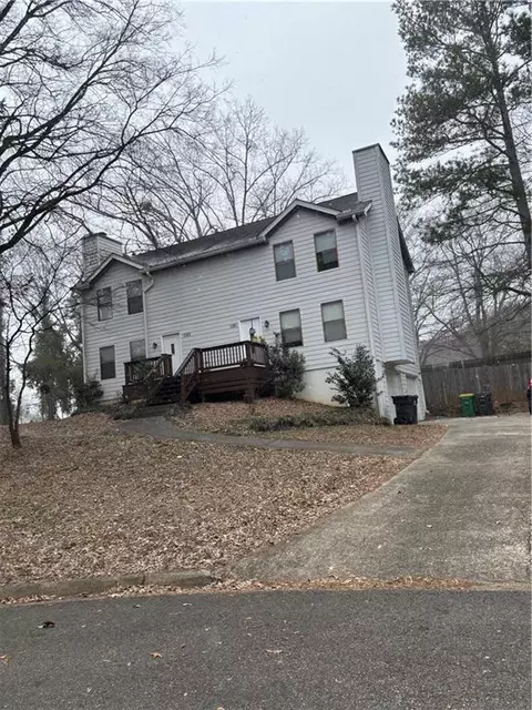 1081 Dassow Ct, Alpharetta, GA 30009