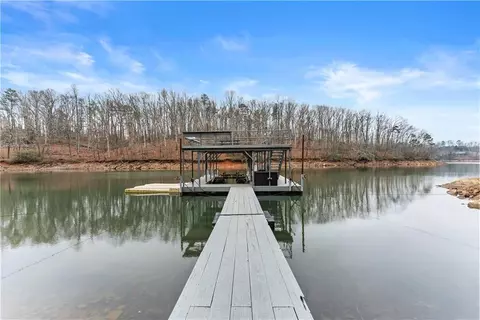 6052 Seminole Dr, Flowery Branch, GA 30542