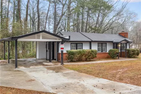 582 Martin Rd, Stone Mountain, GA 30088