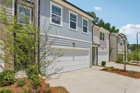 3032 Osier Cir, Douglasville, GA 30135