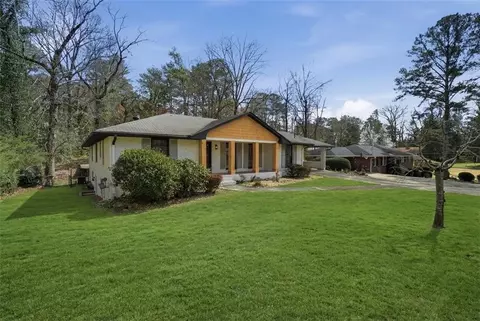 1006 Burnt Hickory Dr SW, Atlanta, GA 30311