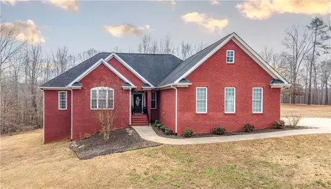 896 Winn Rd, Douglasville, GA 30134