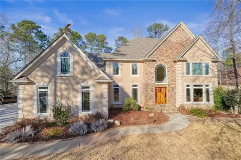 155 Cartier Ct, Roswell, GA 30076
