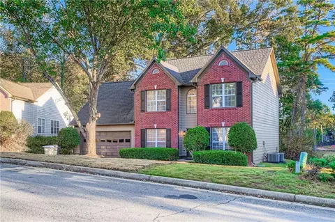 1570 Twin Bridge Ln, Lawrenceville, GA 30043