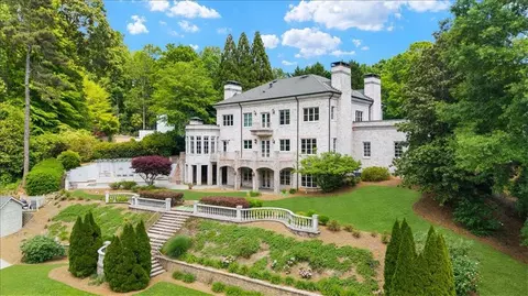 745 Brookwoods Trce, Atlanta, GA 30342