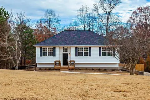 427 Southridge Rd, Winder, GA 30680