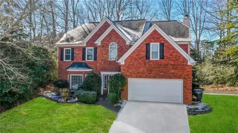 2464 Shingle Oak Ct, Lawrenceville, GA 30043