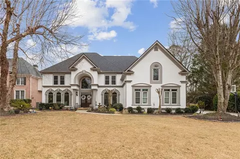 9395 Stoney Ridge Ln, Alpharetta, GA 30022