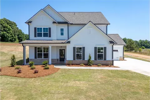 1601 Cedarwood Dr, Jefferson, GA 30549
